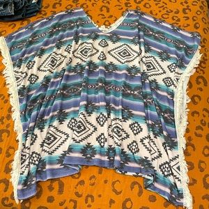 Full tilt poncho style top, size medium
